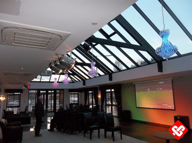 Blancos Lounge